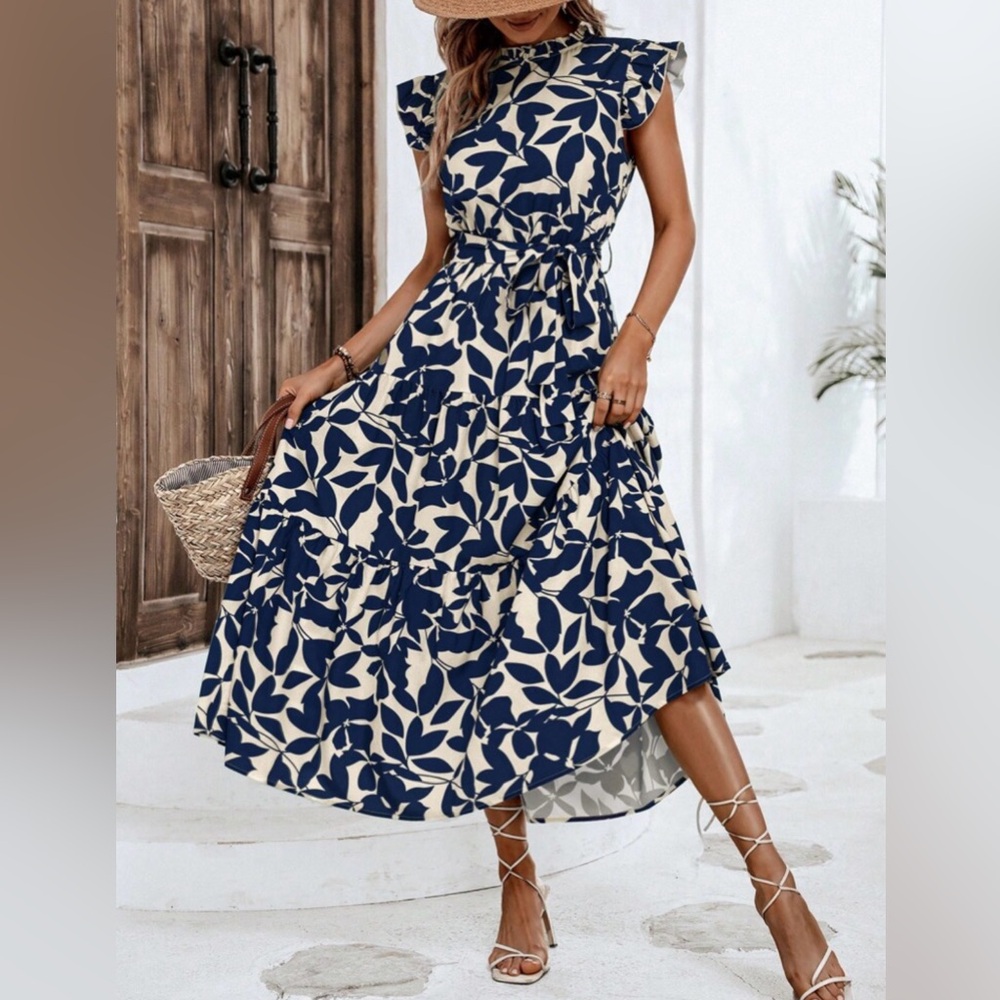EUC Elegant Navy and Cream Floral Dress